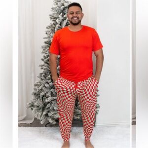 DREAM BIG LITTLE CO HOLLY JOLLY MEN'S DREAM JOGGER SET SIZE LARGE
